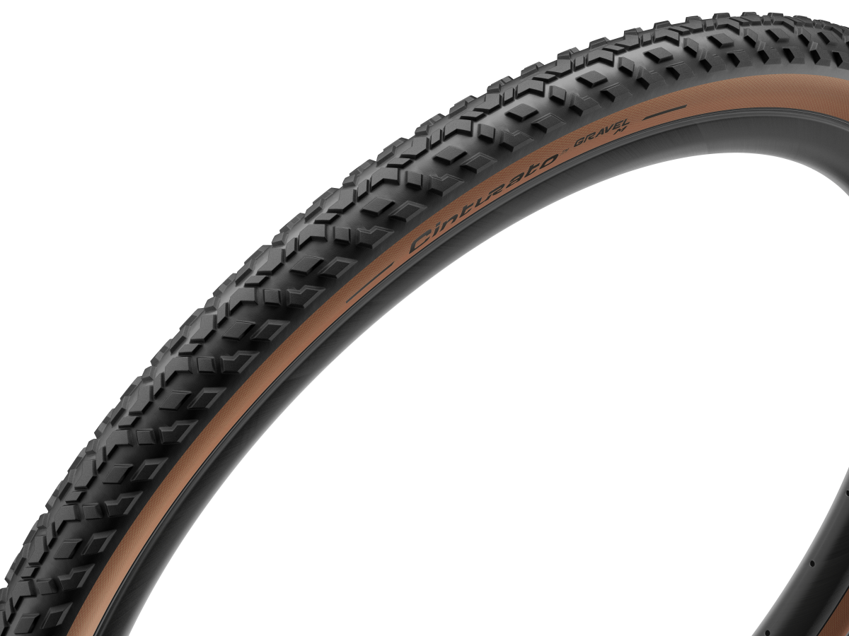 Pirelli Cinturato Gravel M - vælg mellem Sorte eller Lyse dæksider