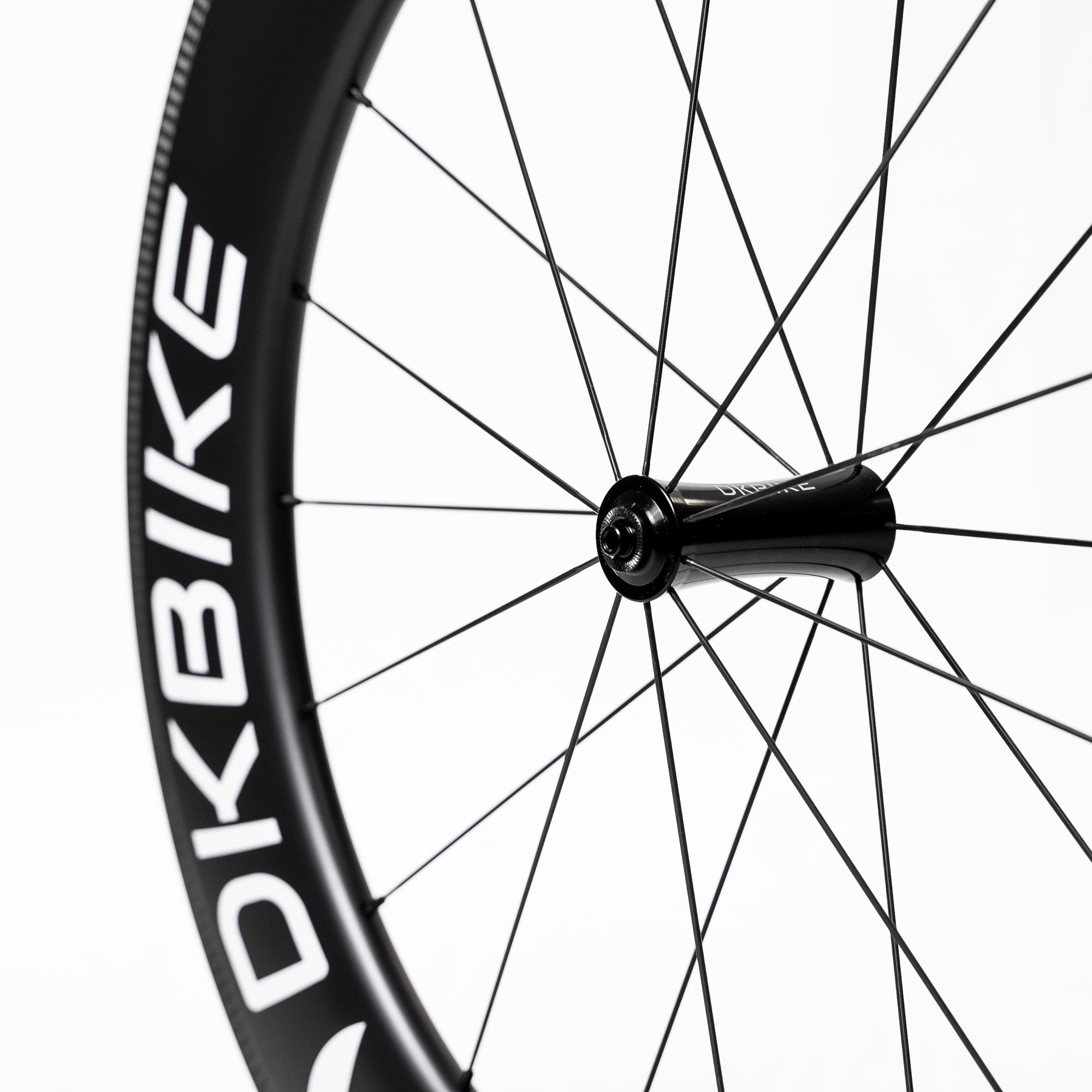 DKBIKE karbon forhjul til fælgbremse - UCI-godkjente hjul