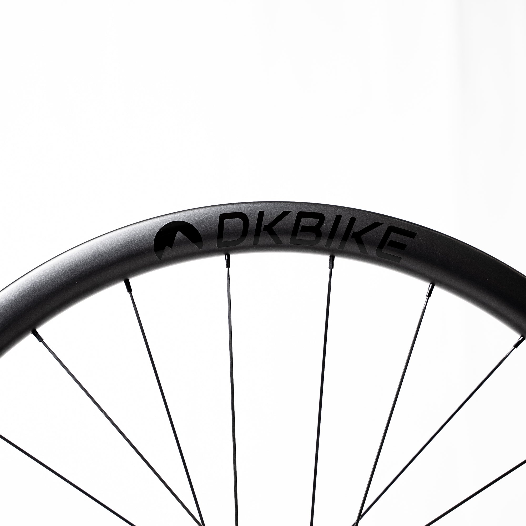 DKBIKE Feather - Karbon lettvekts skivebremse hjulsett